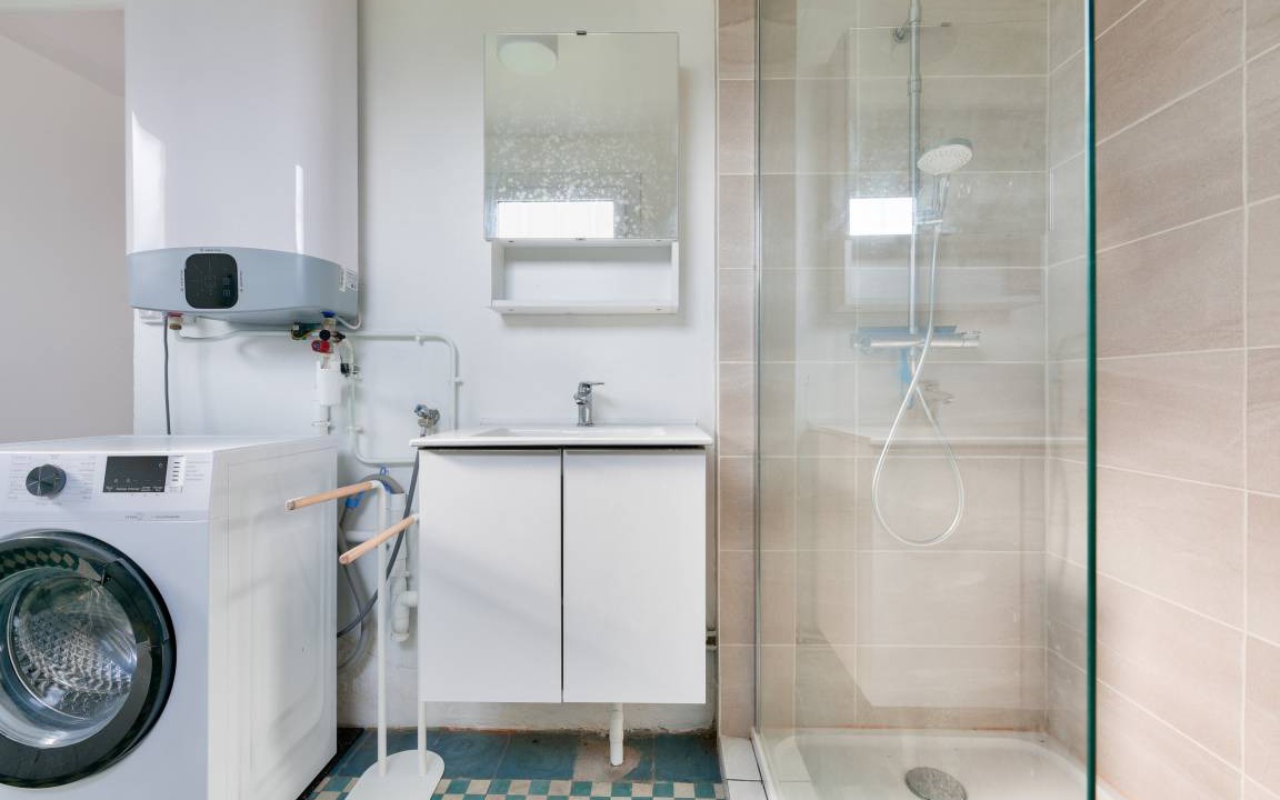 Photo of Bathroom in Lanton