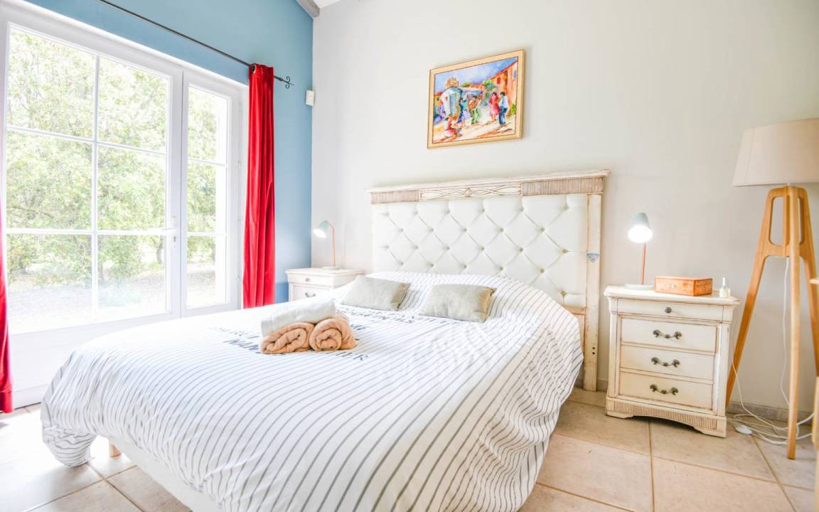 Photo of Bedroom in Eygalieres