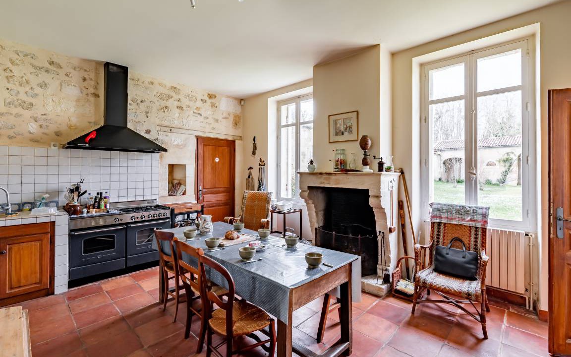 Photo of Kitchen in Montussan