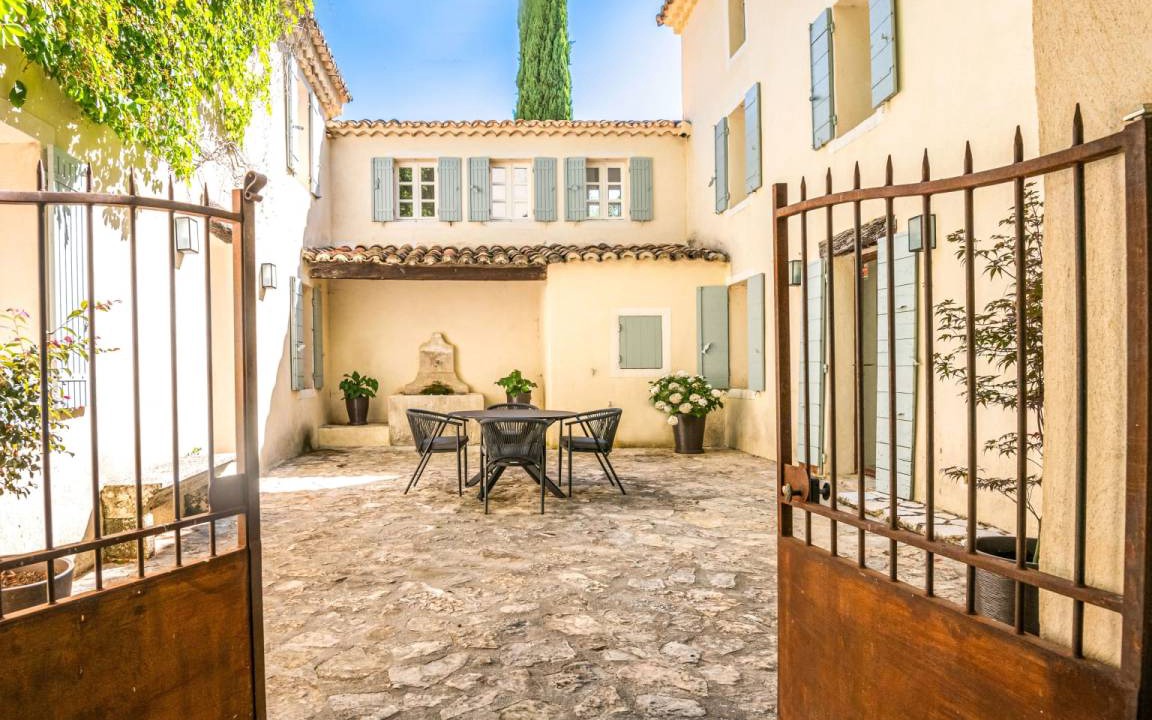 Photo of Patio Balcony in Malaucene