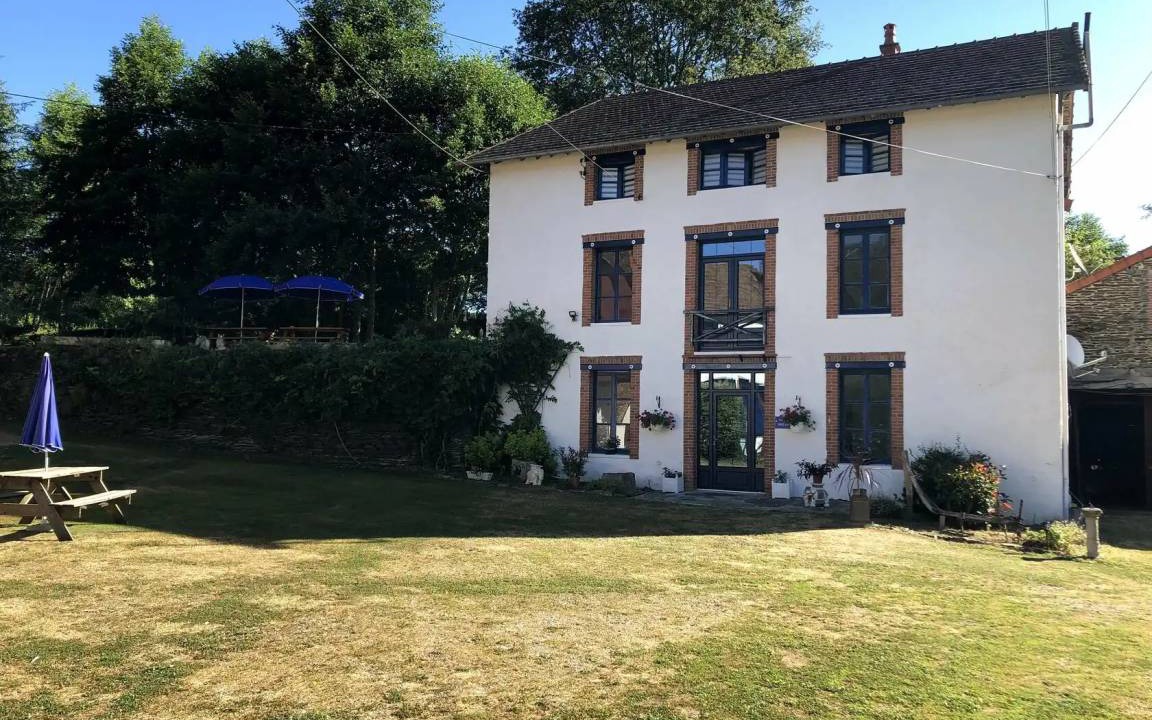 Photo of Buildings in Moutier-Malcard