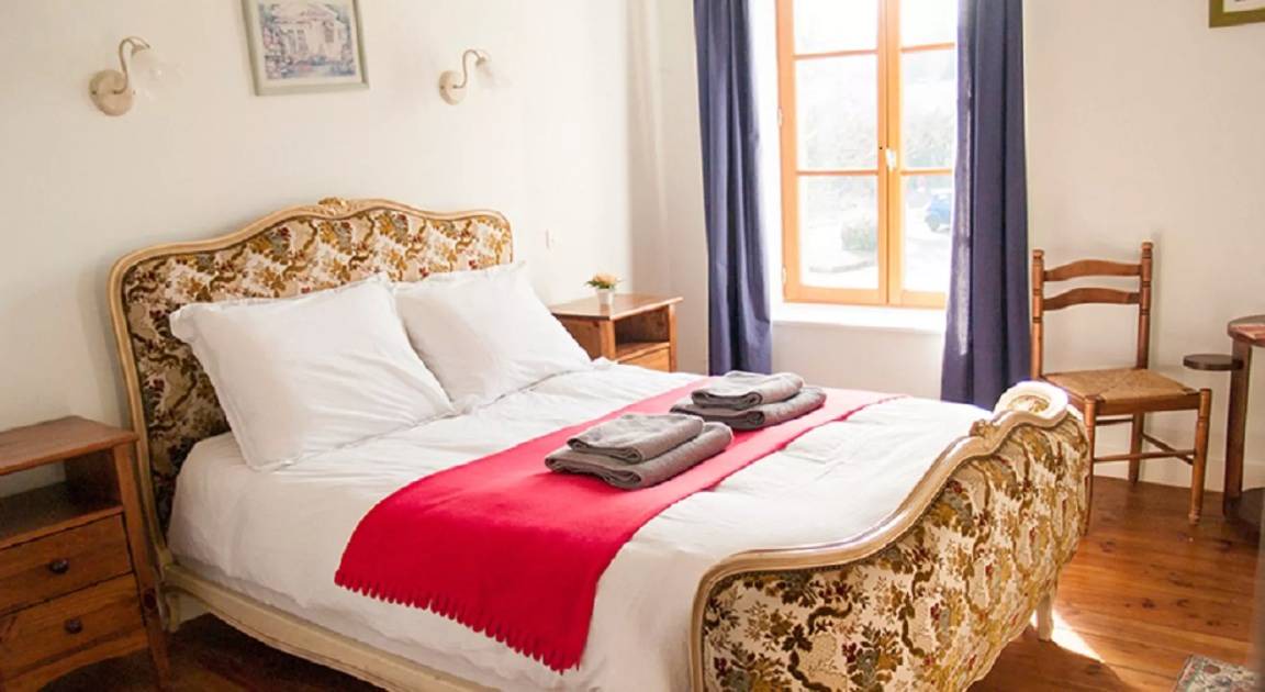 Photo of Bedroom in Journet