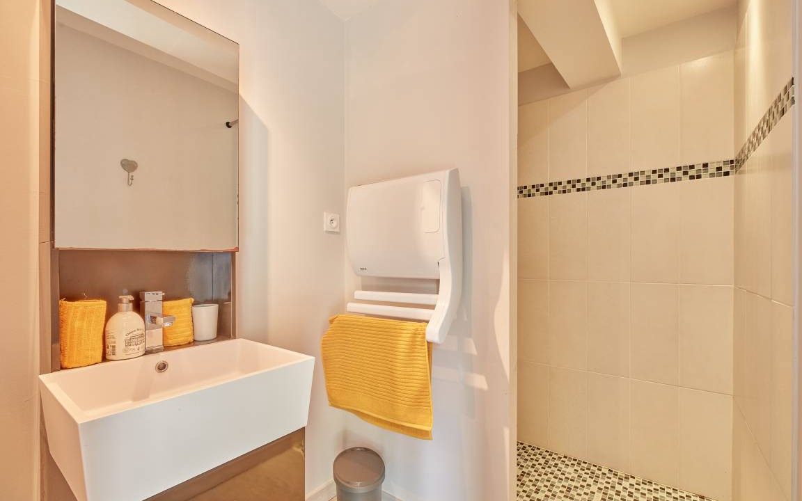 Photo of Bathroom in Monfaucon