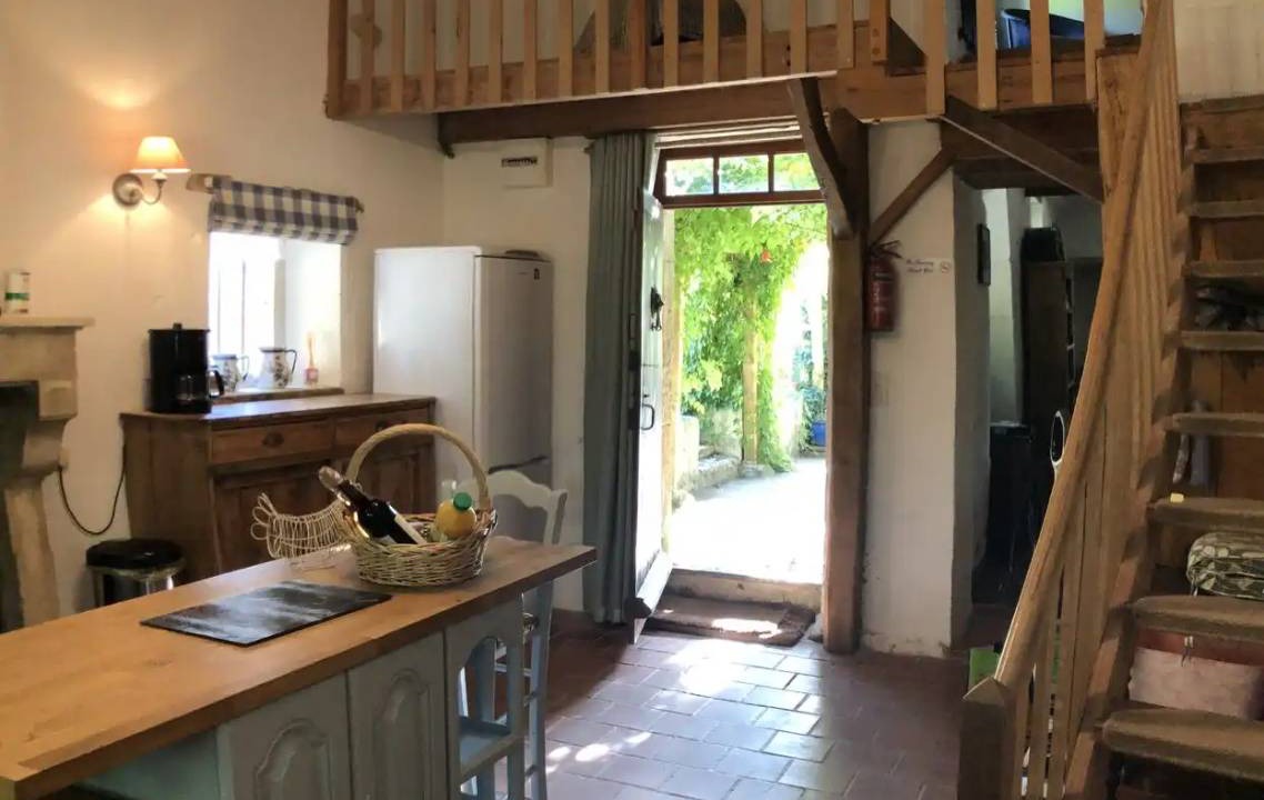 Photo of Kitchen in Saint-Pierre-de-Juillers