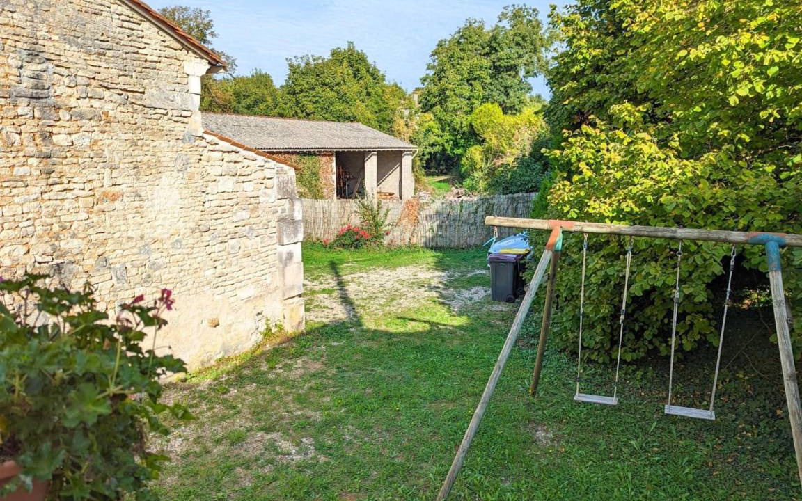 Photo of Others in Asnieres-sur-Nouere