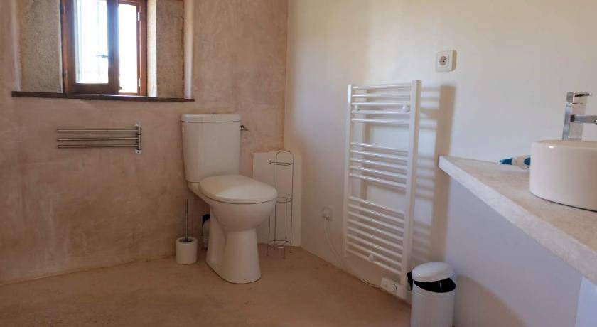 Photo of Bathroom in Alloue