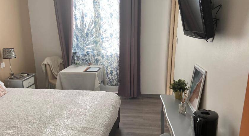 Photo of Bedroom in Port-Saint-Louis-du-Rhone
