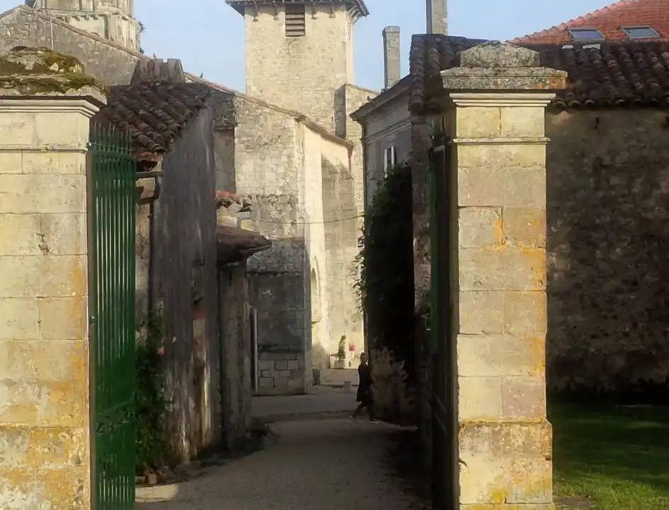 Photo of Others in Vertheuil