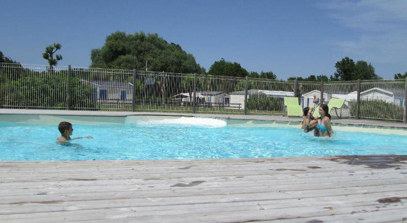 Photo of Others in Saint-Jean-d'Angely