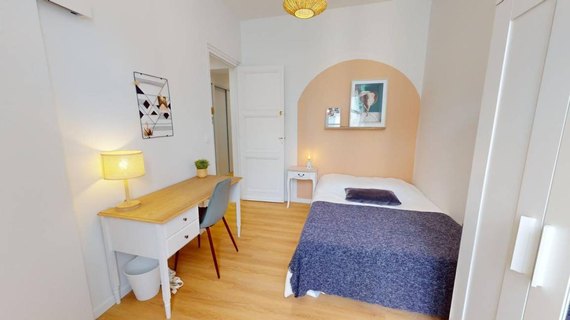 Photo of Bedroom in Capucins - Victoire