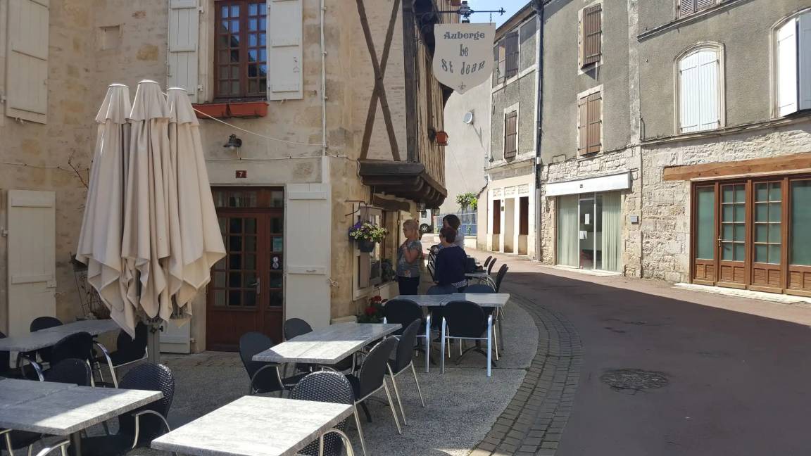 Photo of Others in Asnois