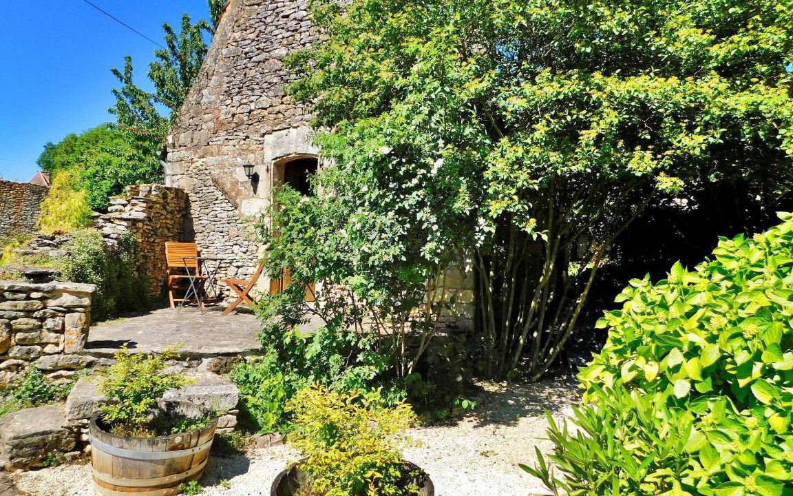 Photo of Others in Castels et Bezenac