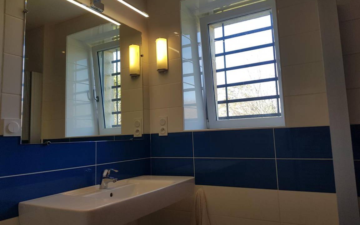 Photo of Bathroom in Estivals