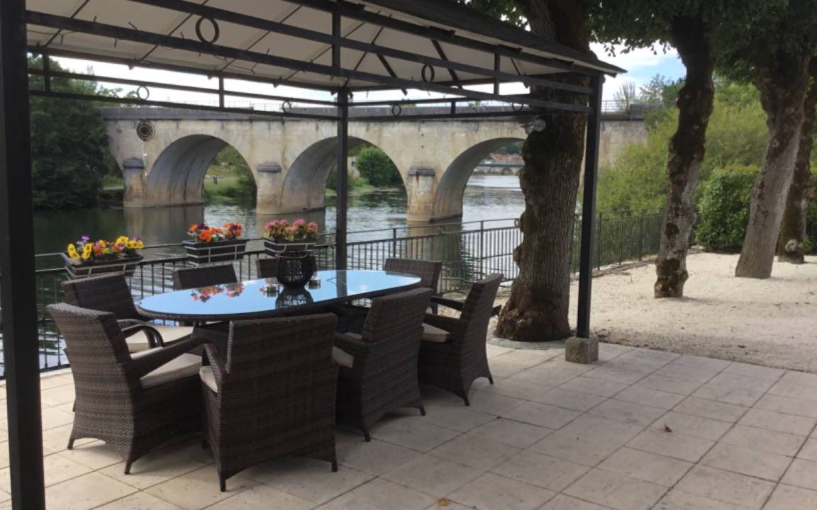 Photo of Patio Balcony in Leguillac-de-l'Auche