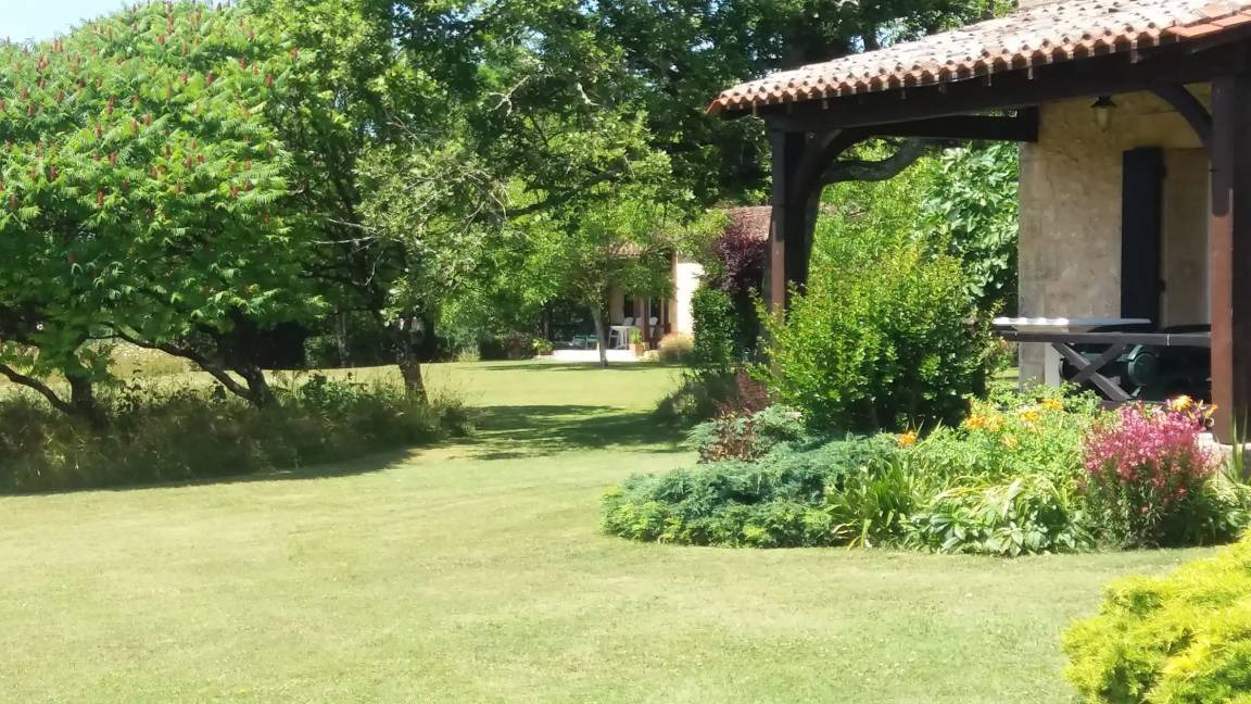 Photo of Others in Bourniquel