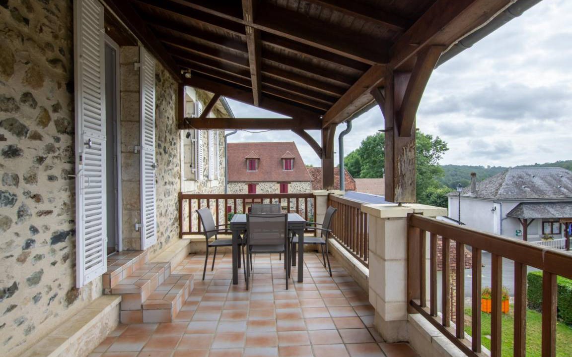 Photo of Patio Balcony in Saint-Mesmin
