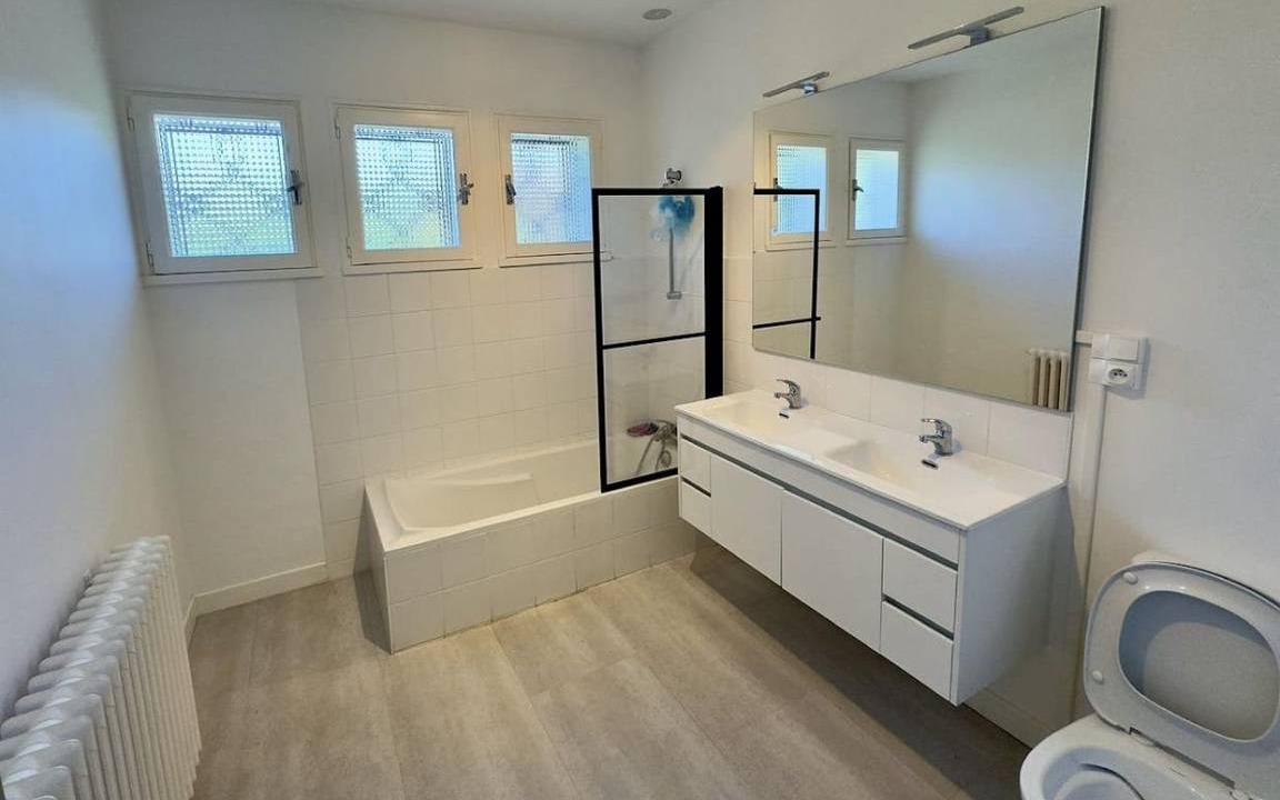 Photo of Bathroom in Poitiers