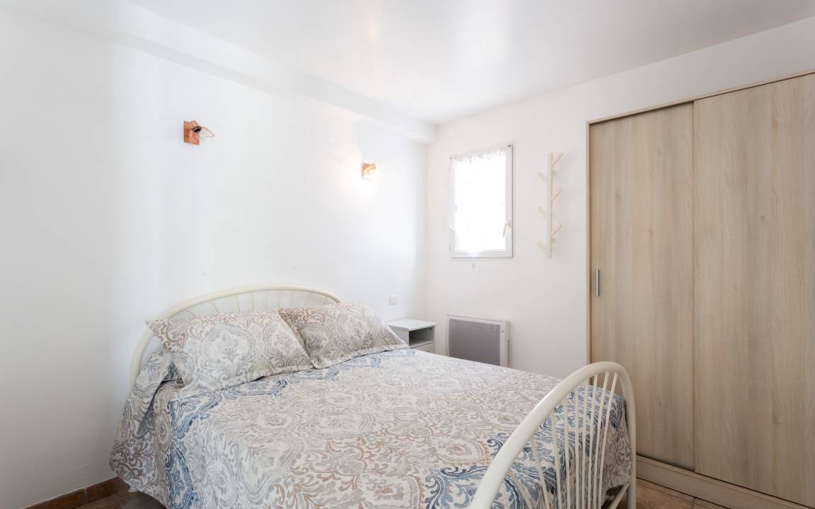 Photo of Bedroom in Beaucaire