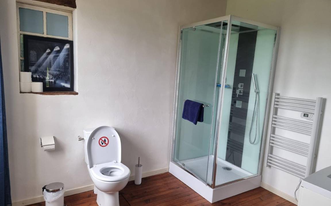 Photo of Bathroom in Bergouey