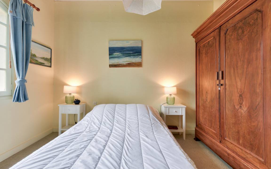 Photo of Bedroom in Ares
