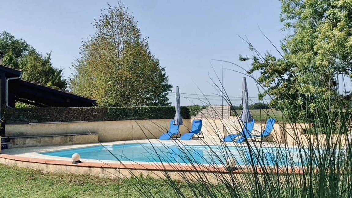 Photo of Outdoor in Cavarc