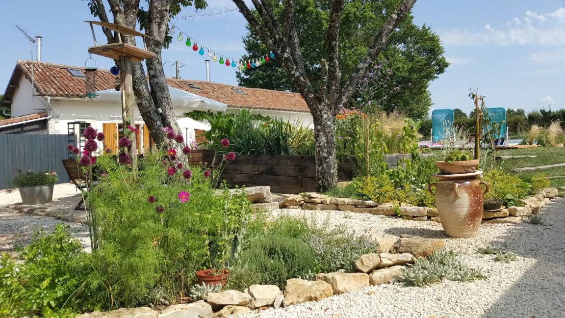 Photo of Others in Asnois