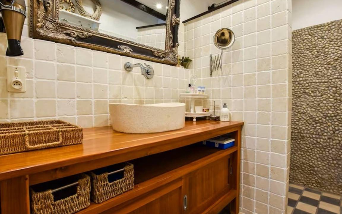 Photo of Bathroom in Villefranche-du-Perigord