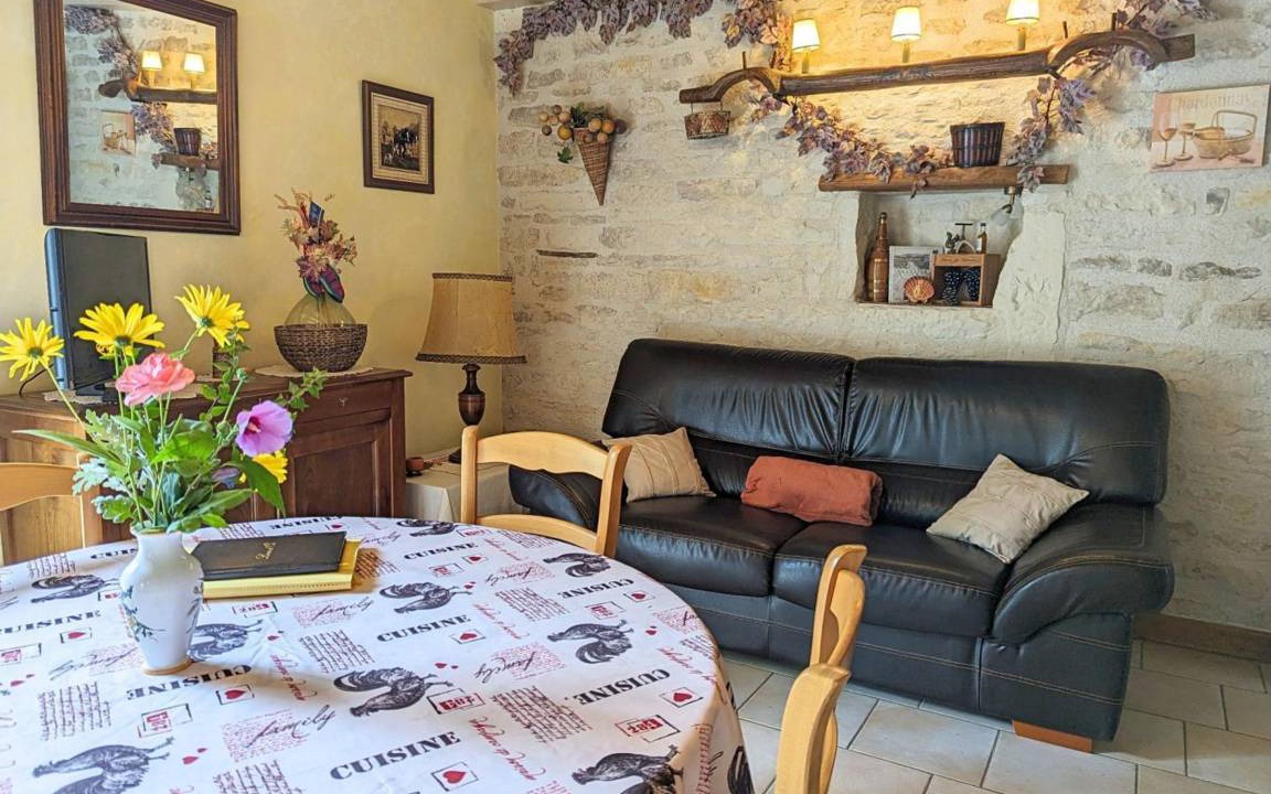 Photo of Livingroom in Saint-Genis-d'Hiersac
