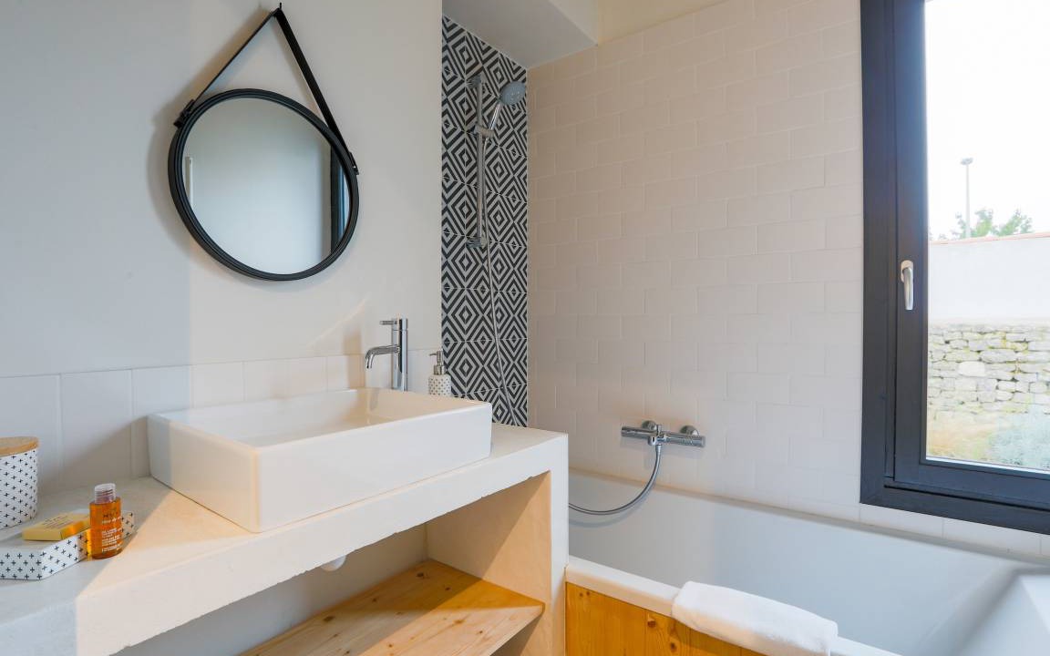 Photo of Bathroom in Le Bois-Plage-en-Re