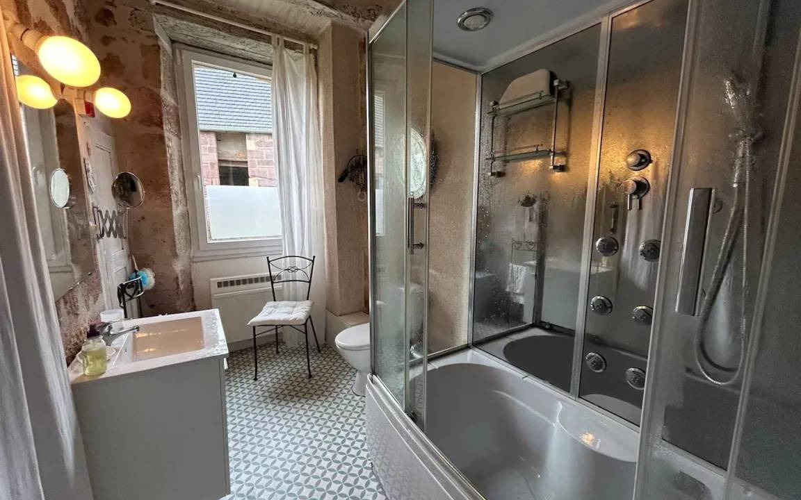 Photo of Bathroom in Villac