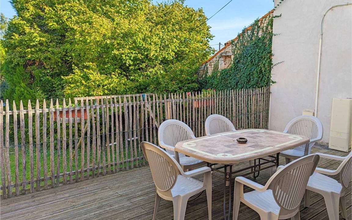 Photo of Patio Balcony in Asnieres-sur-Nouere