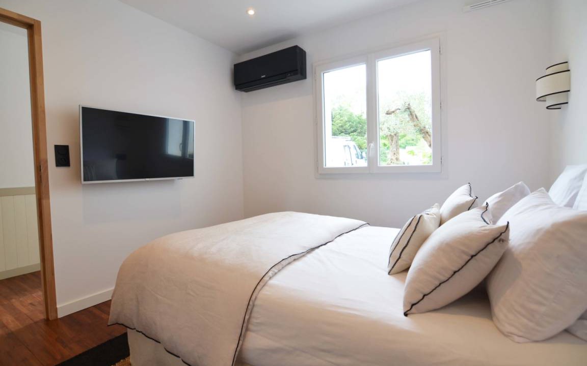 Photo of Bedroom in Biarritz