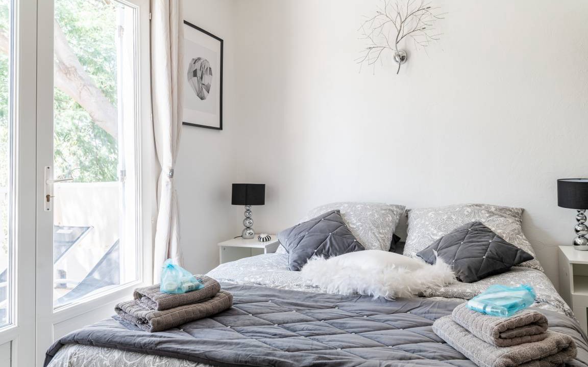 Photo of Bedroom in Saint-Raphael
