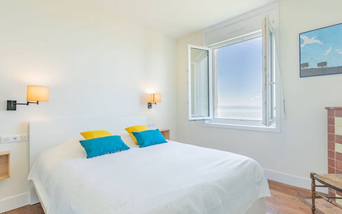 Photo of Bedroom in Saint-Palais-sur-Mer