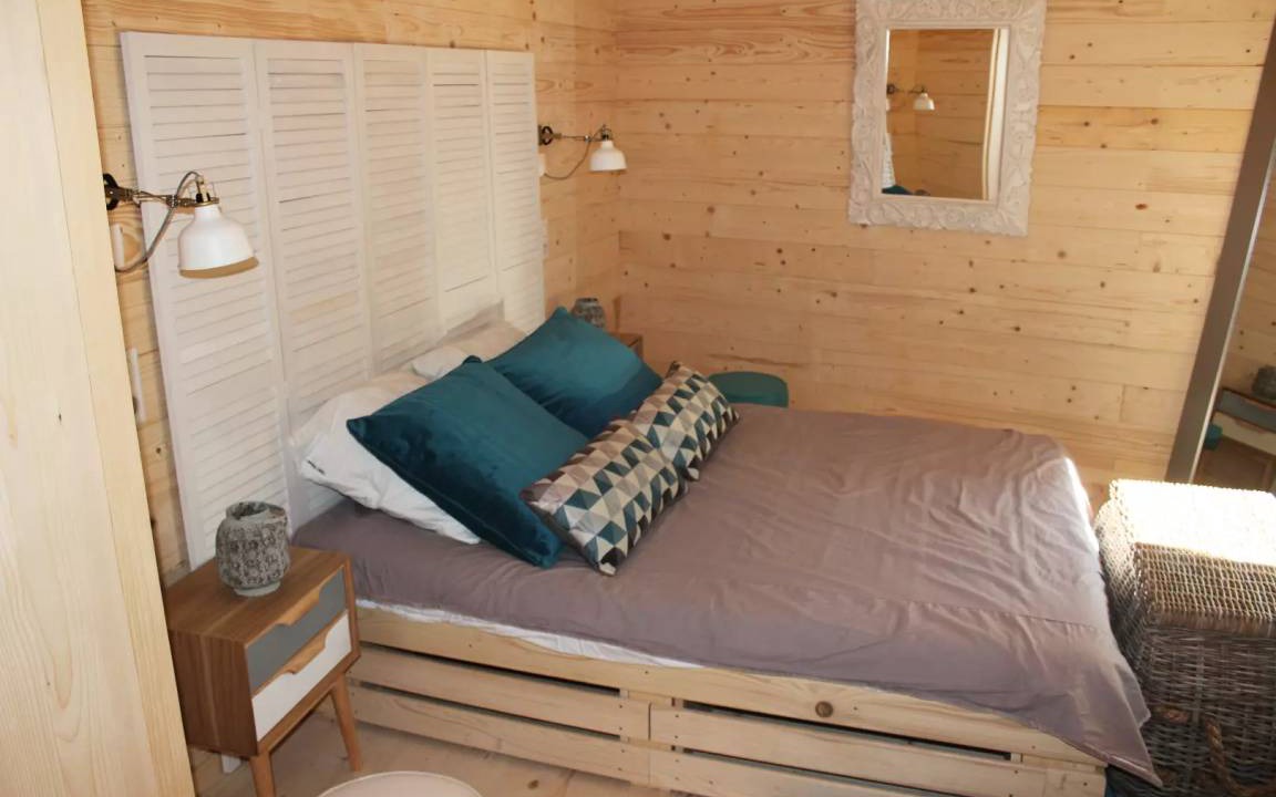 Photo of Bedroom in Salles-en-Toulon
