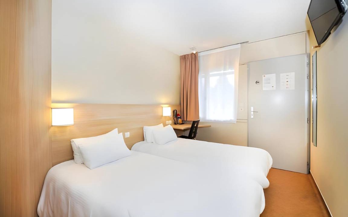 Photo of Bedroom in Merignac
