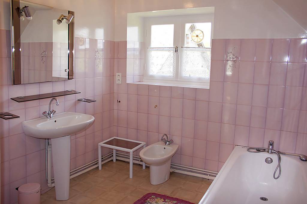 Photo of Bathroom in Benayes
