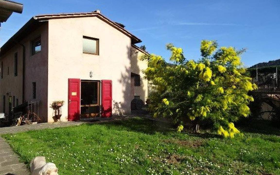 Photo of Buildings in Fiesole