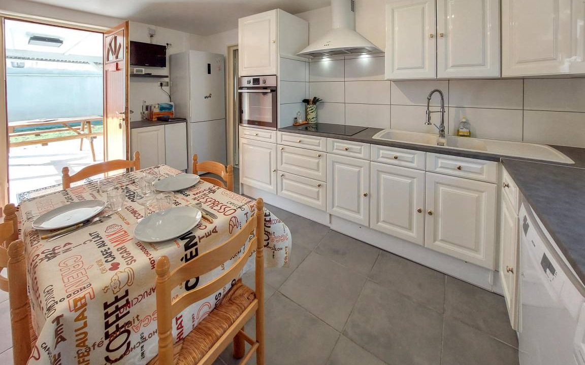 Photo of Kitchen in Mios