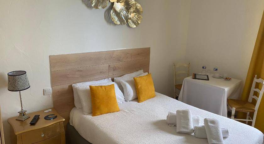 Photo of Bedroom in Port-Saint-Louis-du-Rhone