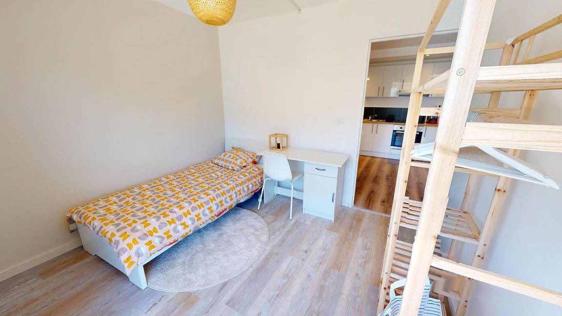 Photo of Bedroom in Lormont