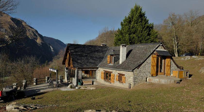 Photo of Others in Louvie-Soubiron