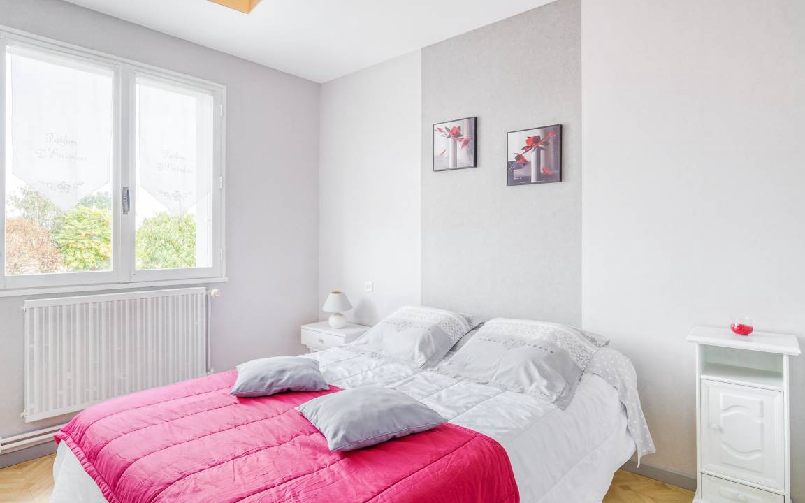 Photo of Bedroom in Cersay