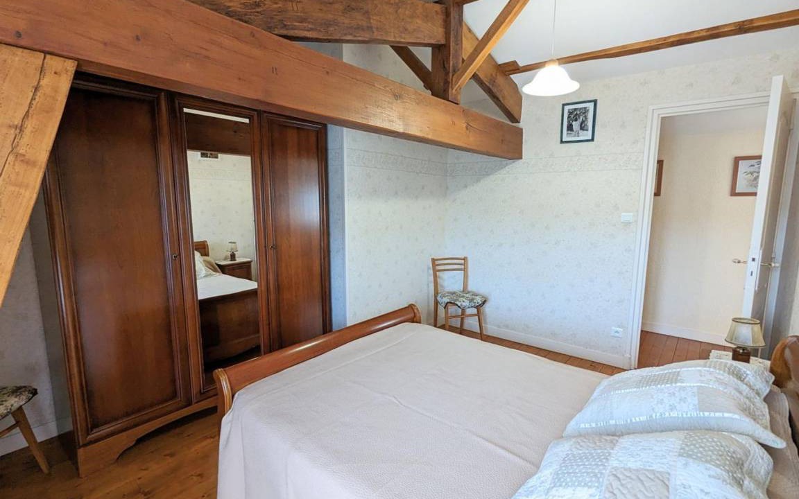 Photo of Bedroom in Saint-Genis-d'Hiersac