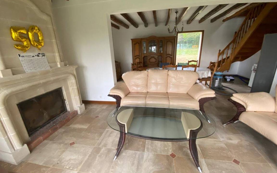 Photo of Livingroom in Mouterre-Silly