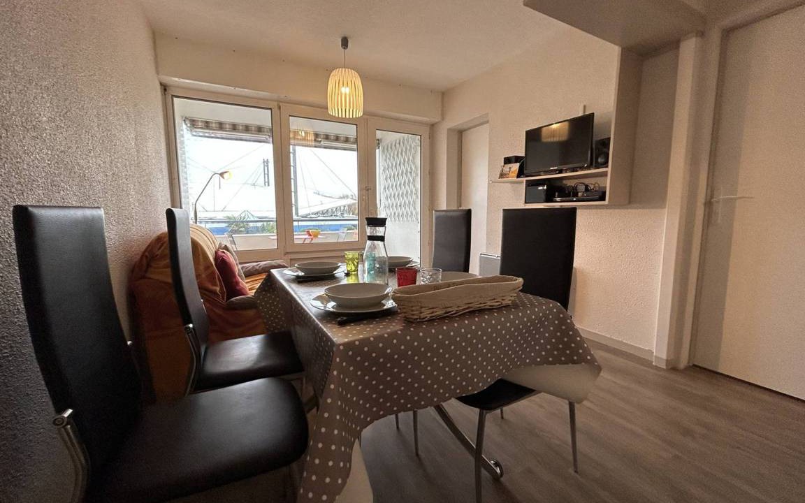 Photo of Livingroom in Port District