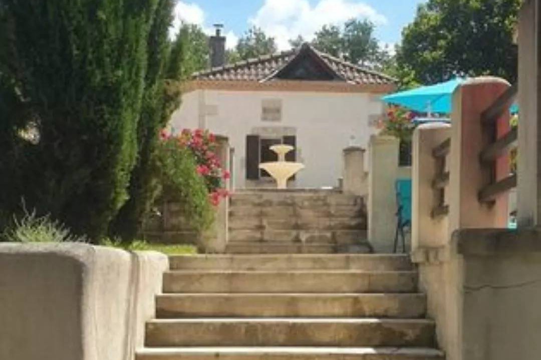Photo of Others in Saint-Vincent-Jalmoutiers