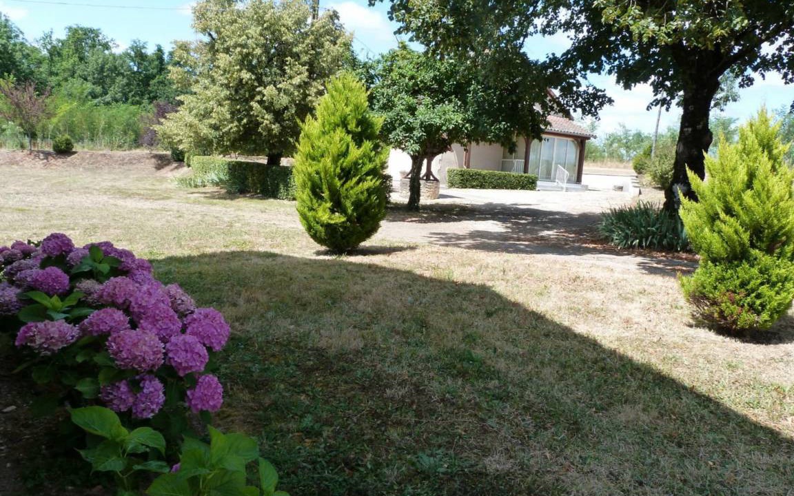 Photo of Others in Thiviers