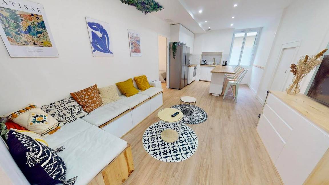 Photo of Livingroom in Centre Ville