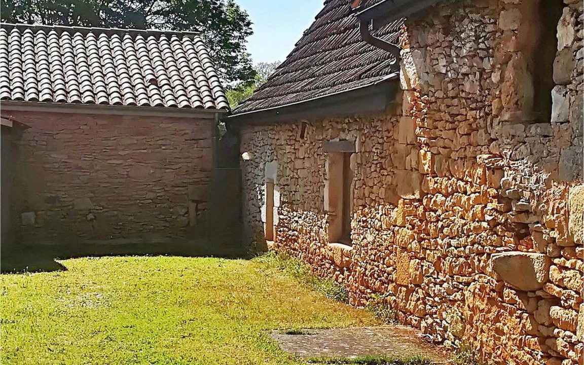 Photo of Others in Castels et Bezenac